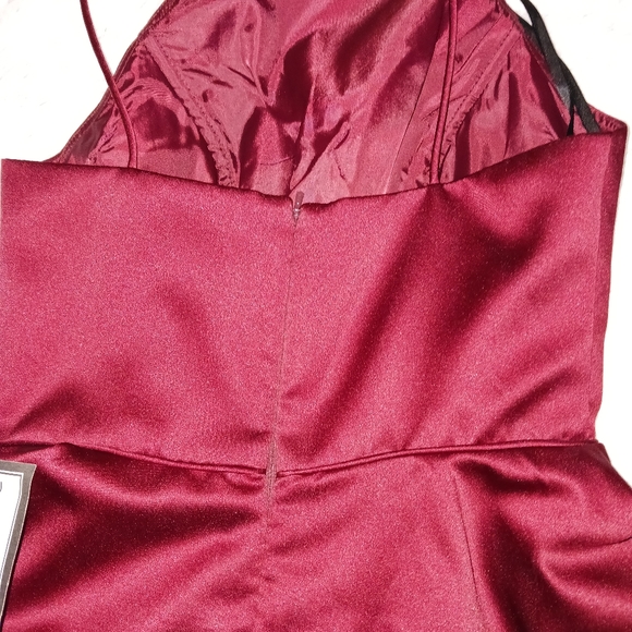 VALENTINES day, Prom or formal dress size 2 by Betsy & Adam - Picture 5 of 7